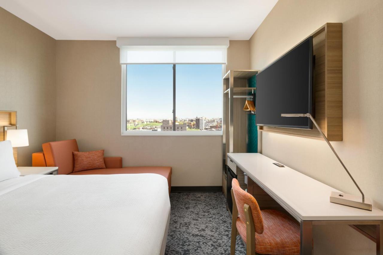 Holiday Inn Lic - Laguardia West, An Ihg Hotel Нью-Йорк Экстерьер фото